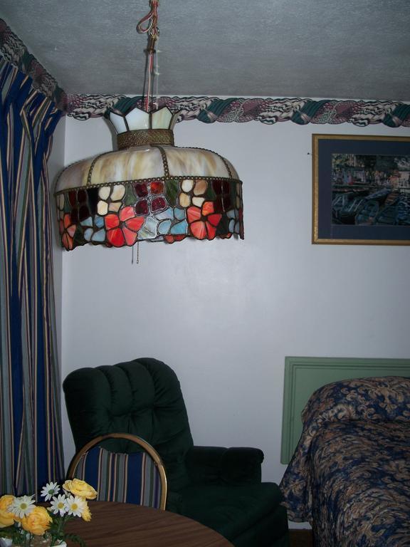 Great Lakes Motel Fremont Habitación foto