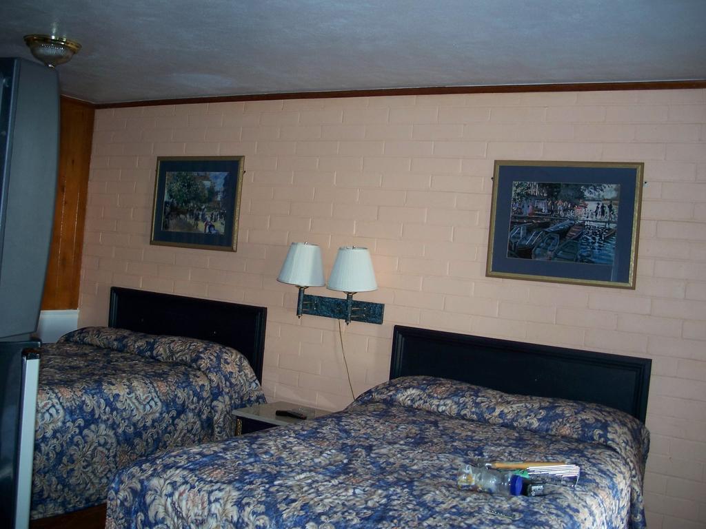 Great Lakes Motel Fremont Habitación foto